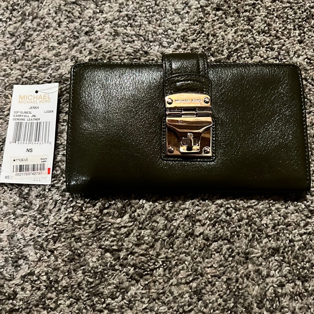 Michael Kors Dark Brown Leather Jenna wallet